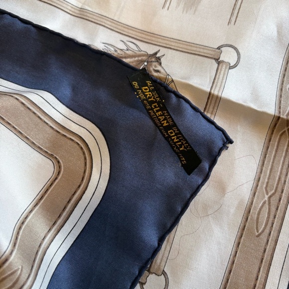 Celine Silk Scarf Horse Racing Blue Steed Riders Races Vintage Large Picture - Picture 10 of 12